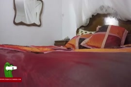 Videos pornos gay masturbandose en el cuarto